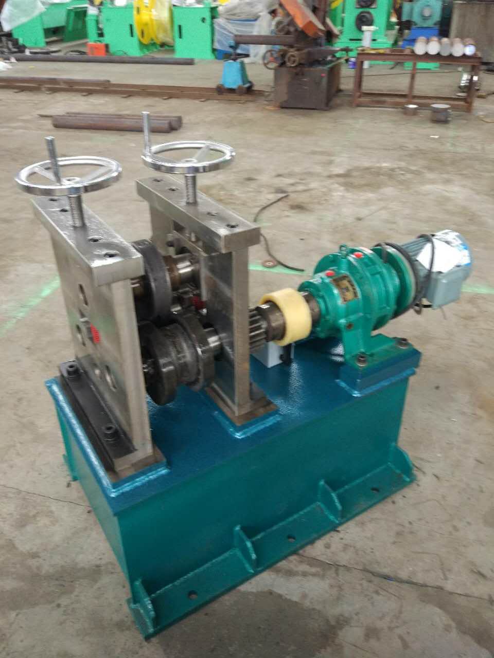 槽鋼滾圓機(jī)